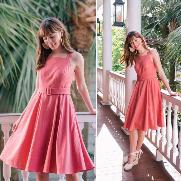 Gal Meets Glam Ruth Rosemist Dress - Picture 4 of 14